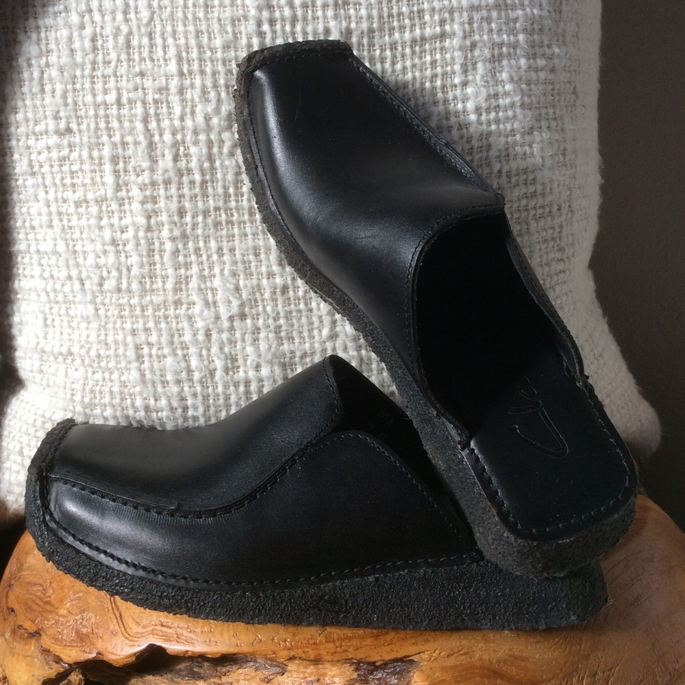 Clarks Black Leather Slides Mules 7m